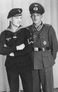 Klaus und Hans 1942
